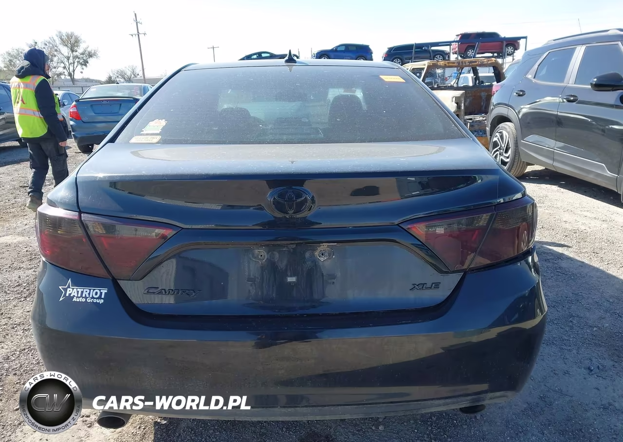 2017 Toyota Camry Xle V6 VIN:4T1BK1FK3HU577896 - 16