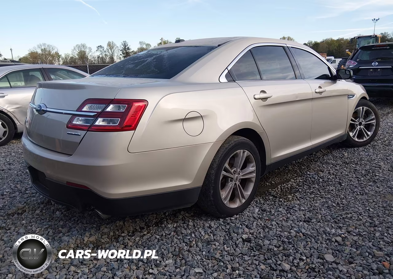 2017 Ford Taurus Se VIN:1FAHP2D88HG146469 - 4