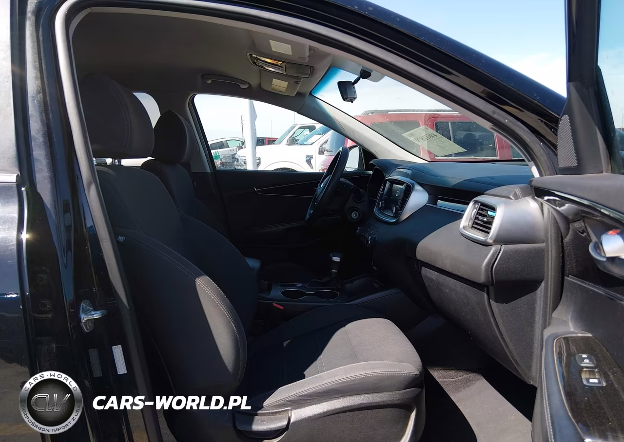 2019 Kia Sorento 2.4L Lx VIN:5XYPG4A3XKG568991 - 5