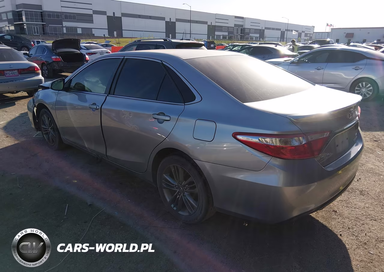 2017 Toyota Camry Se VIN:4T1BF1FK2HU390296 - 3