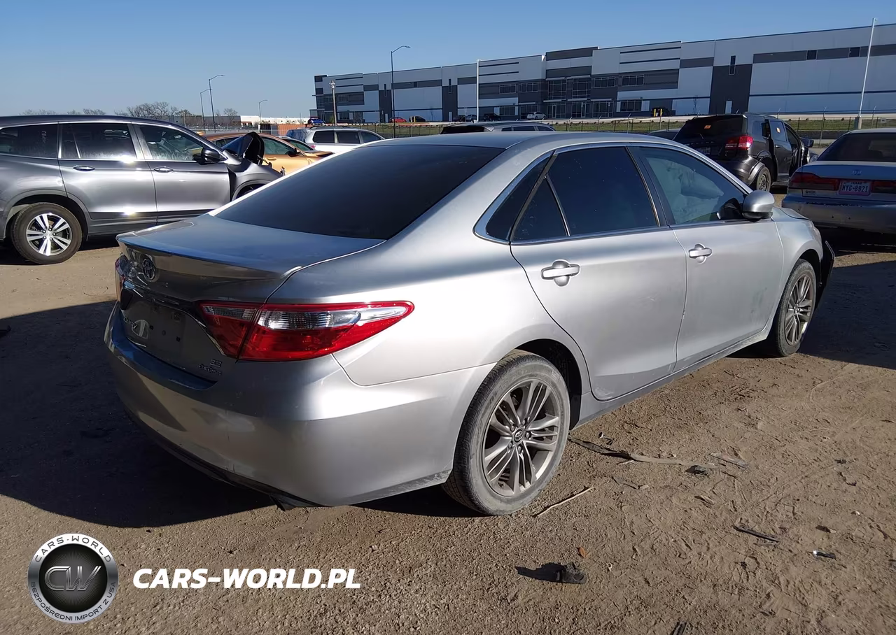 2017 Toyota Camry Se VIN:4T1BF1FK2HU390296 - 4