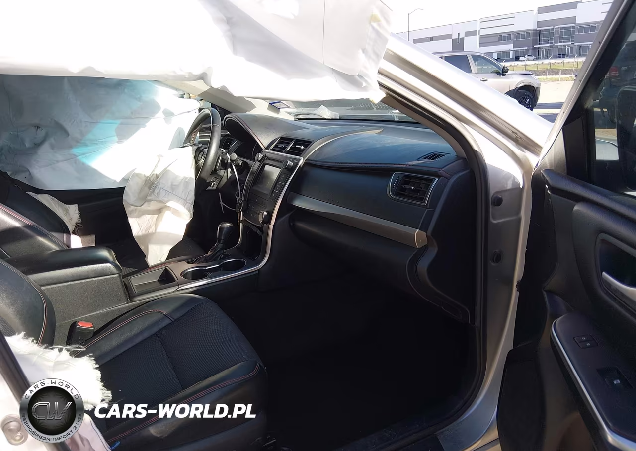 2017 Toyota Camry Se VIN:4T1BF1FK2HU390296 - 5