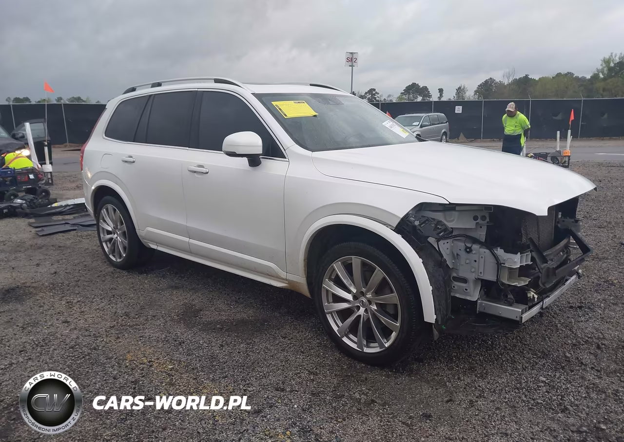 2017 Volvo Xc90 T6 Momentum