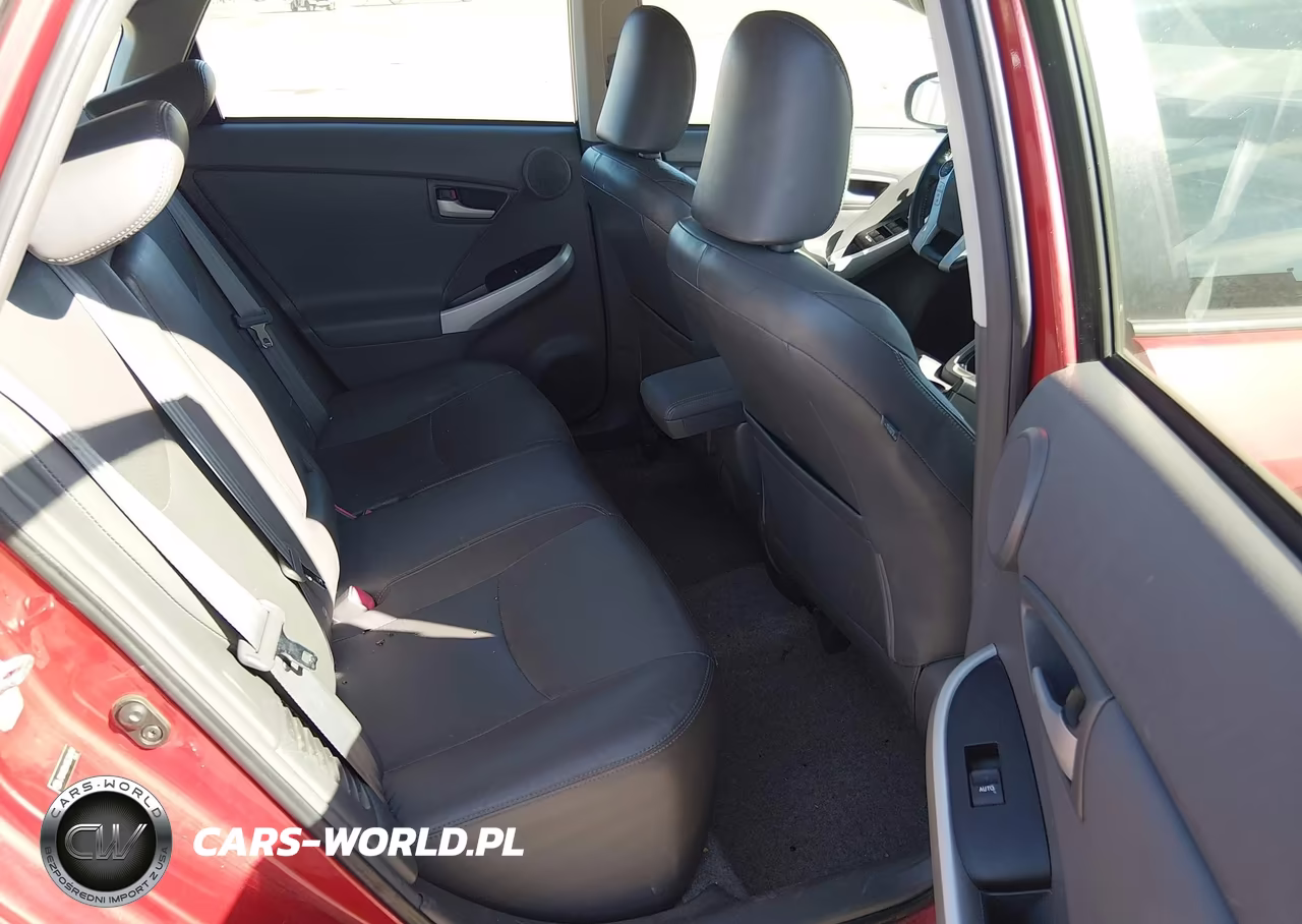 2011 Toyota Prius Four VIN:JTDKN3DUXB5308484 - 8