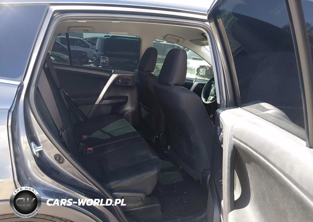 2018 Toyota Rav4 Le VIN:JTMZFREV7JJ150441 - 8