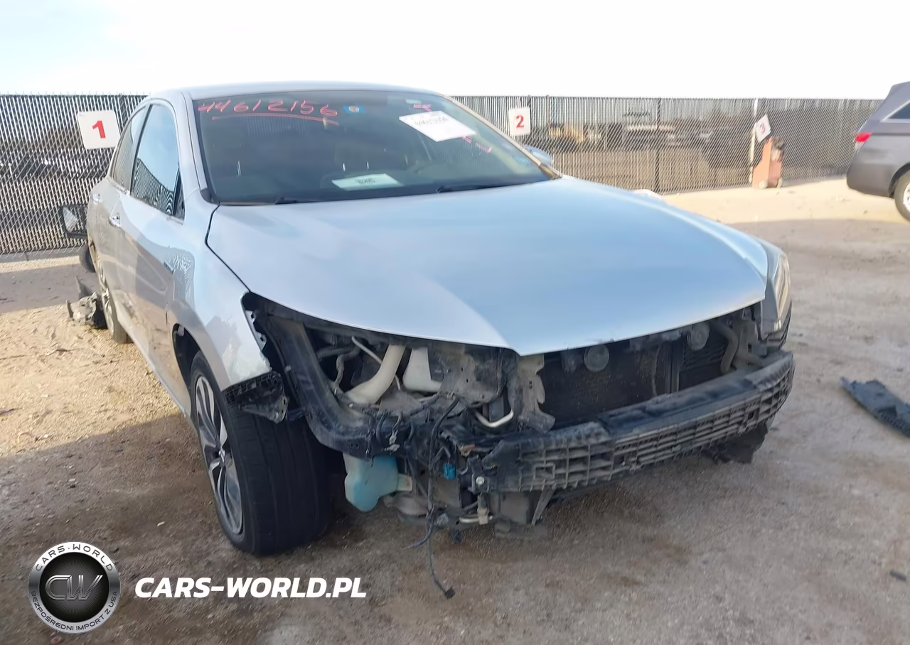 2015 Honda Accord Hybrid VIN:1HGCR6F38FA003451 - 5