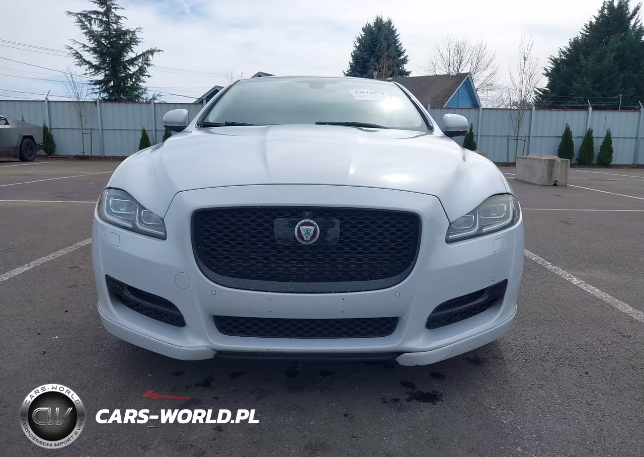 2017 Jaguar Xj R-Sport VIN:SAJWJ1CD1H8W07406 - 13