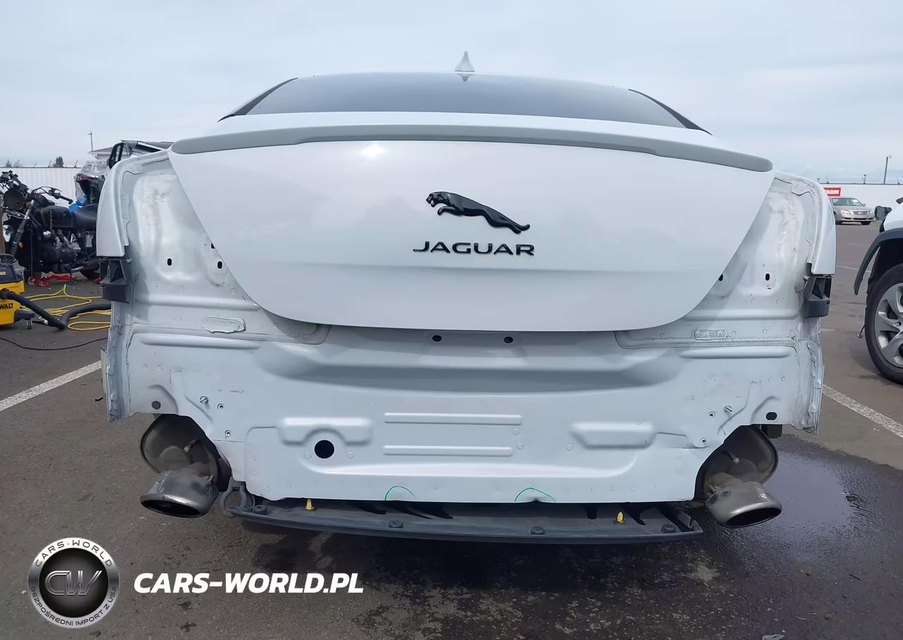 2017 Jaguar Xj R-Sport VIN:SAJWJ1CD1H8W07406 - 6