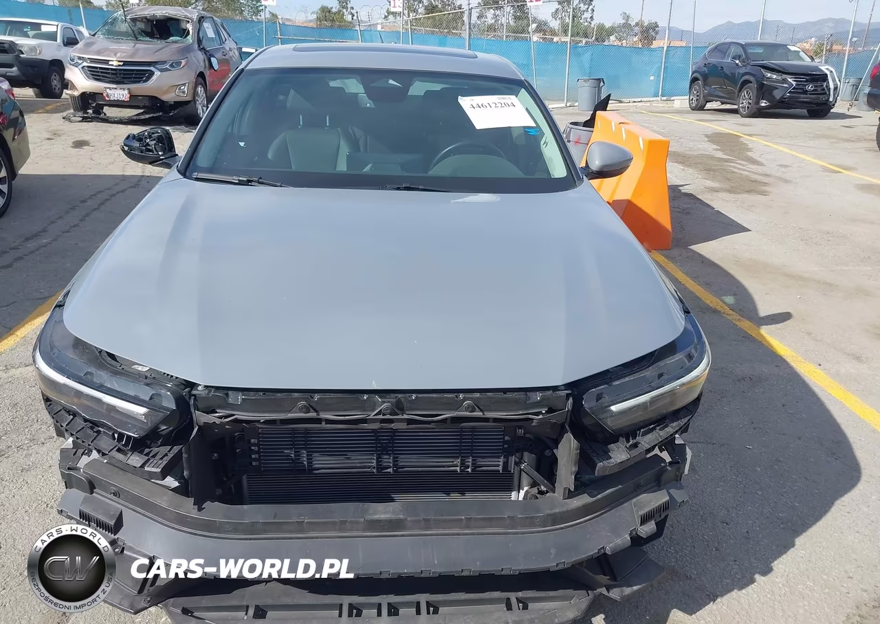 2025 Honda Accord Hybrid Ex-L VIN:1HGCY2F63SA011960 - 13