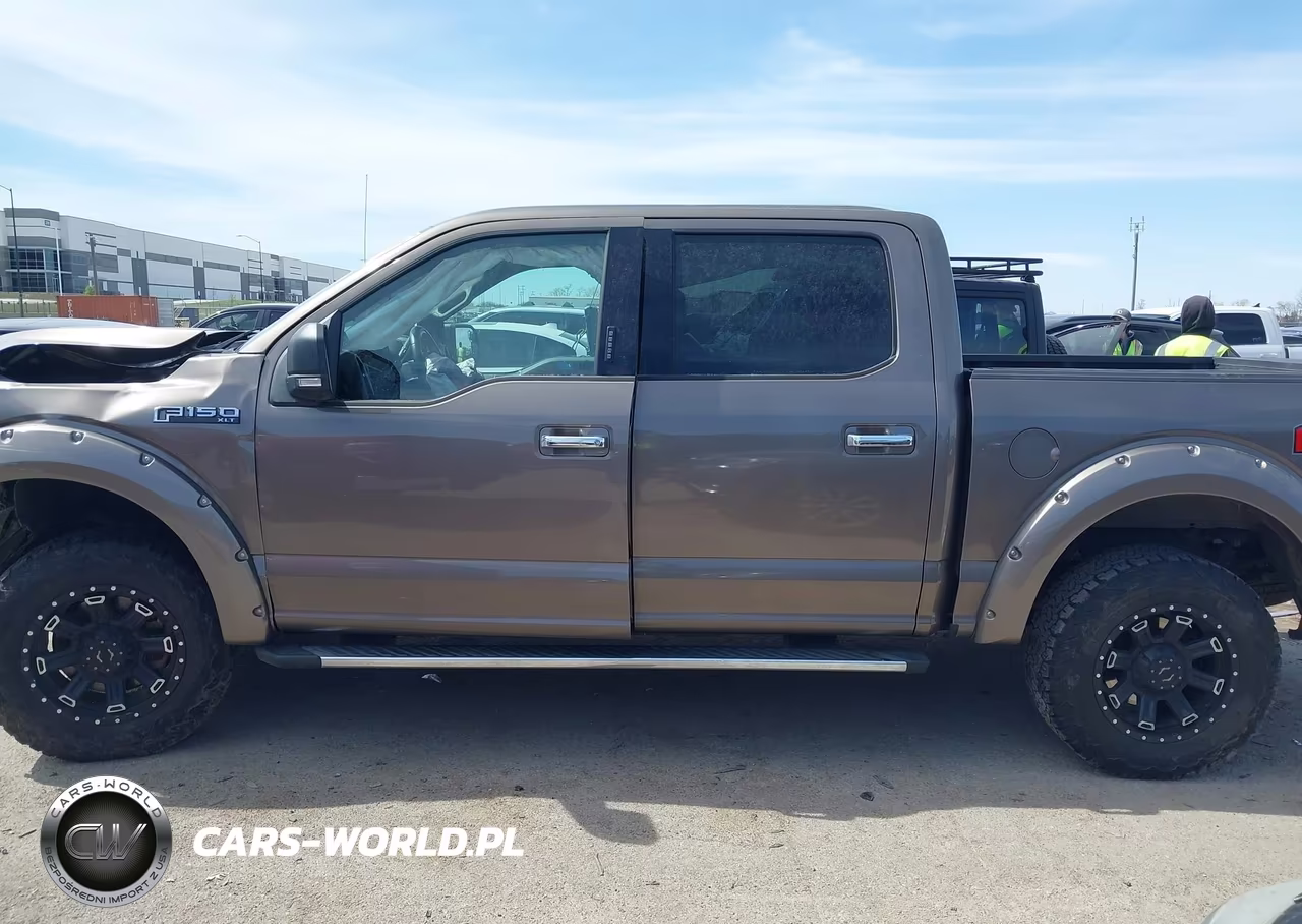 2018 Ford F-150 Xlt VIN:1FTEW1EG0JFA04158 - 14