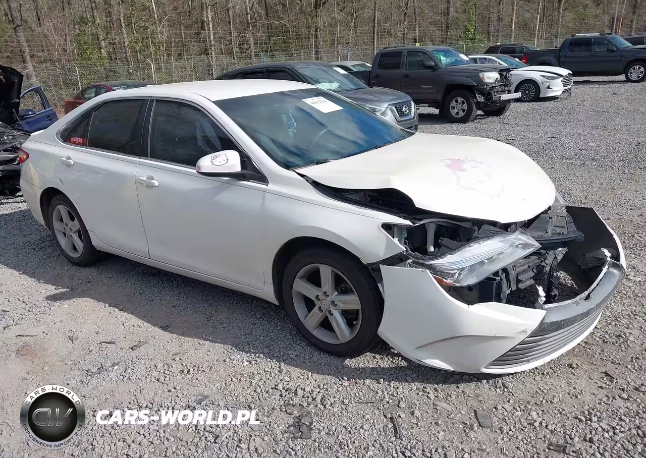 2015 Toyota Camry Le