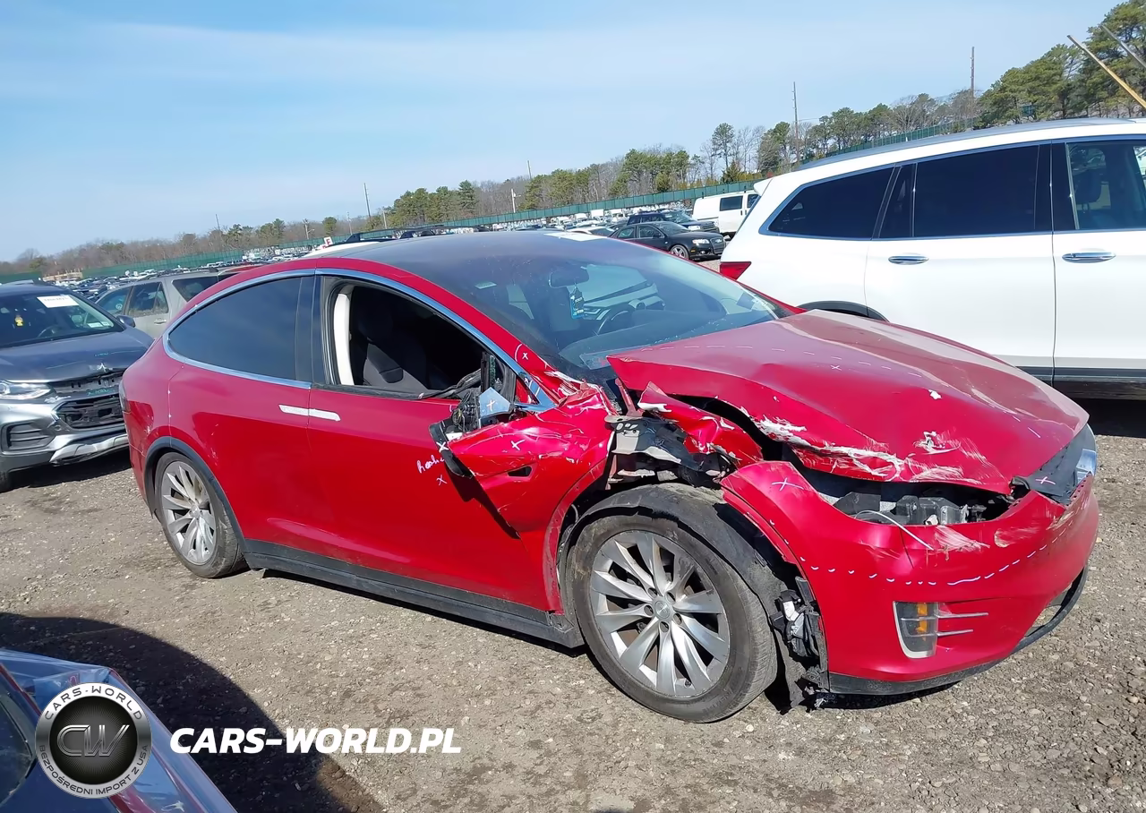 2016 Tesla Model X 60D-70D-75D-90D-P100D VIN:5YJXCBE20GF013287 - 13