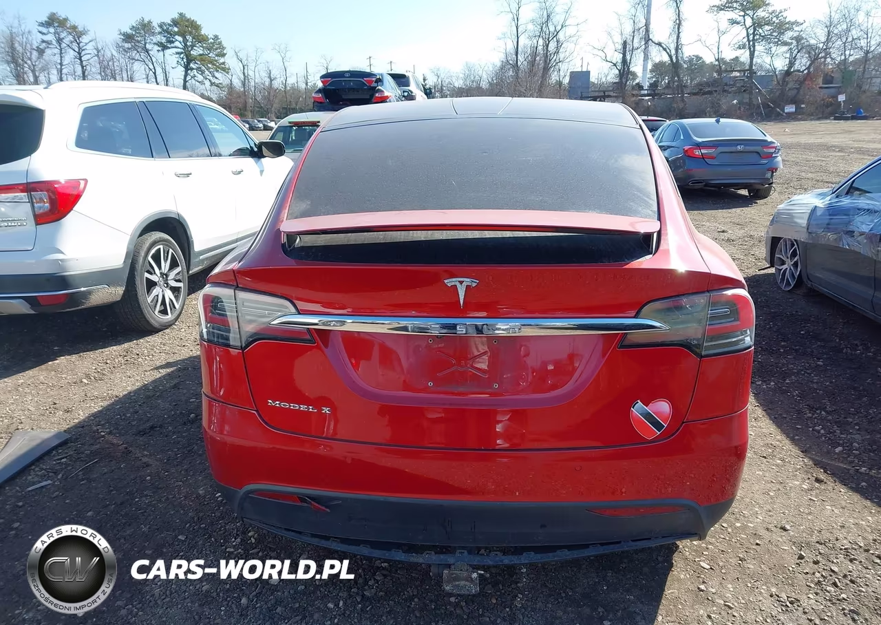 2016 Tesla Model X 60D-70D-75D-90D-P100D VIN:5YJXCBE20GF013287 - 16