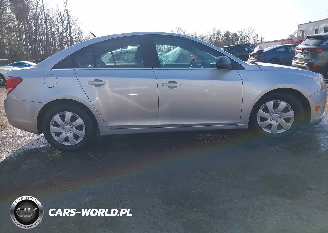 2012 Chevrolet Cruze Ls VIN:1G1PC5SH6C7220060 - 13