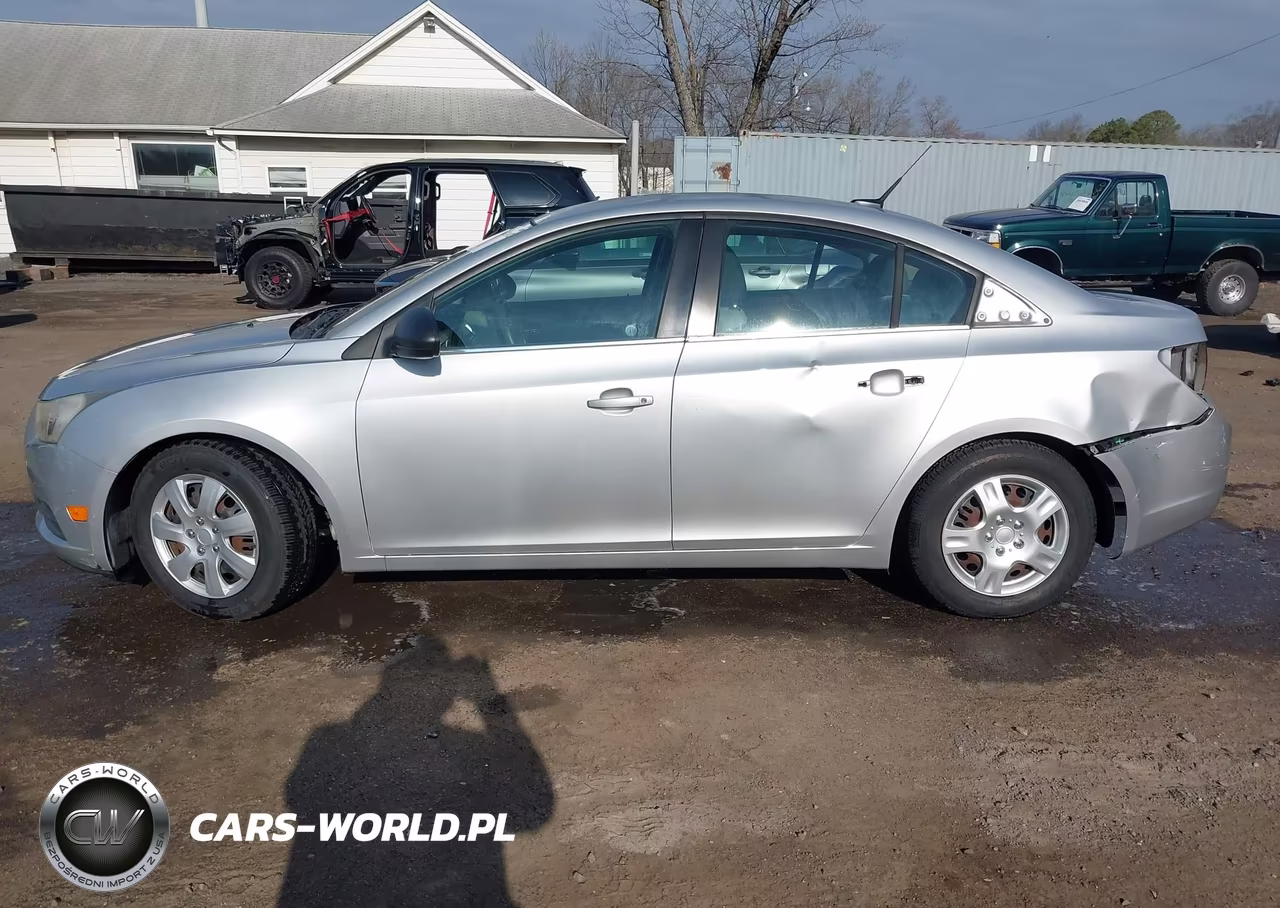 2012 Chevrolet Cruze Ls VIN:1G1PC5SH6C7220060 - 14