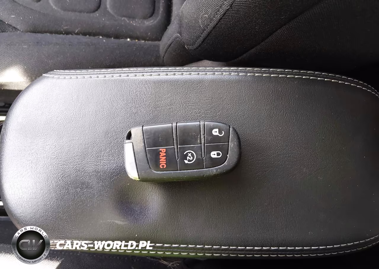 2022 Jeep Renegade Latitude 4X4 VIN:ZACNJDB12NPN83573 - 11