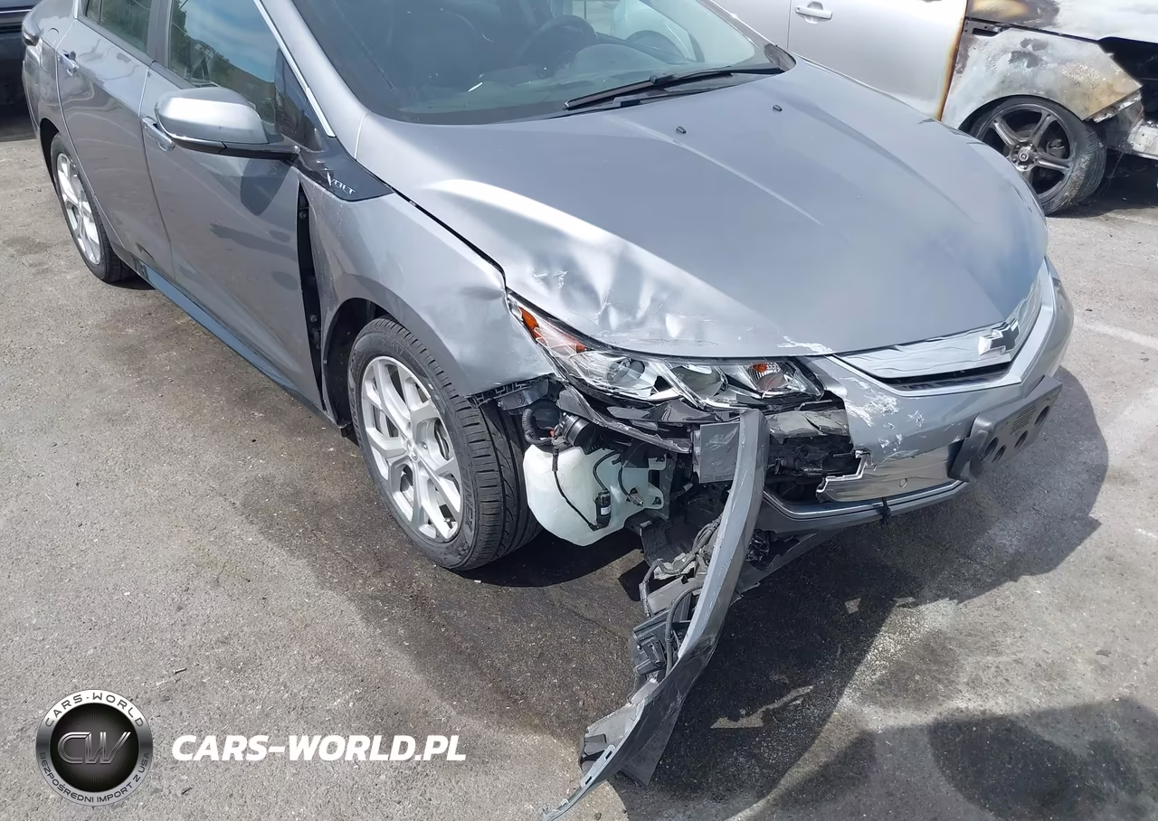 2018 Chevrolet Volt Premier VIN:1G1RD6S55JU119396 - 6