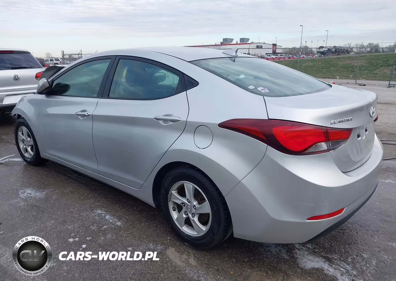 2015 Hyundai Elantra Se VIN:5NPDH4AE4FH579761 - 3
