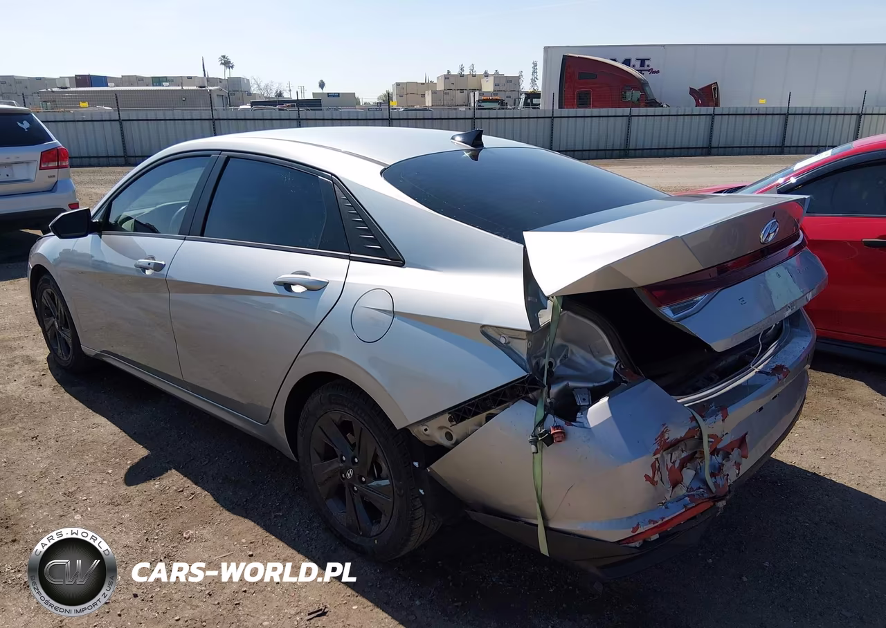 2023 Hyundai Elantra Sel VIN:5NPLM4AG2PH103941 - 3