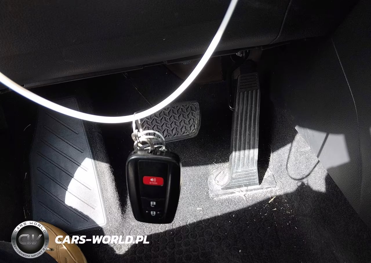 2021 Toyota Rav4 Hybrid Xle VIN:2T3RWRFV7MW113183 - 11