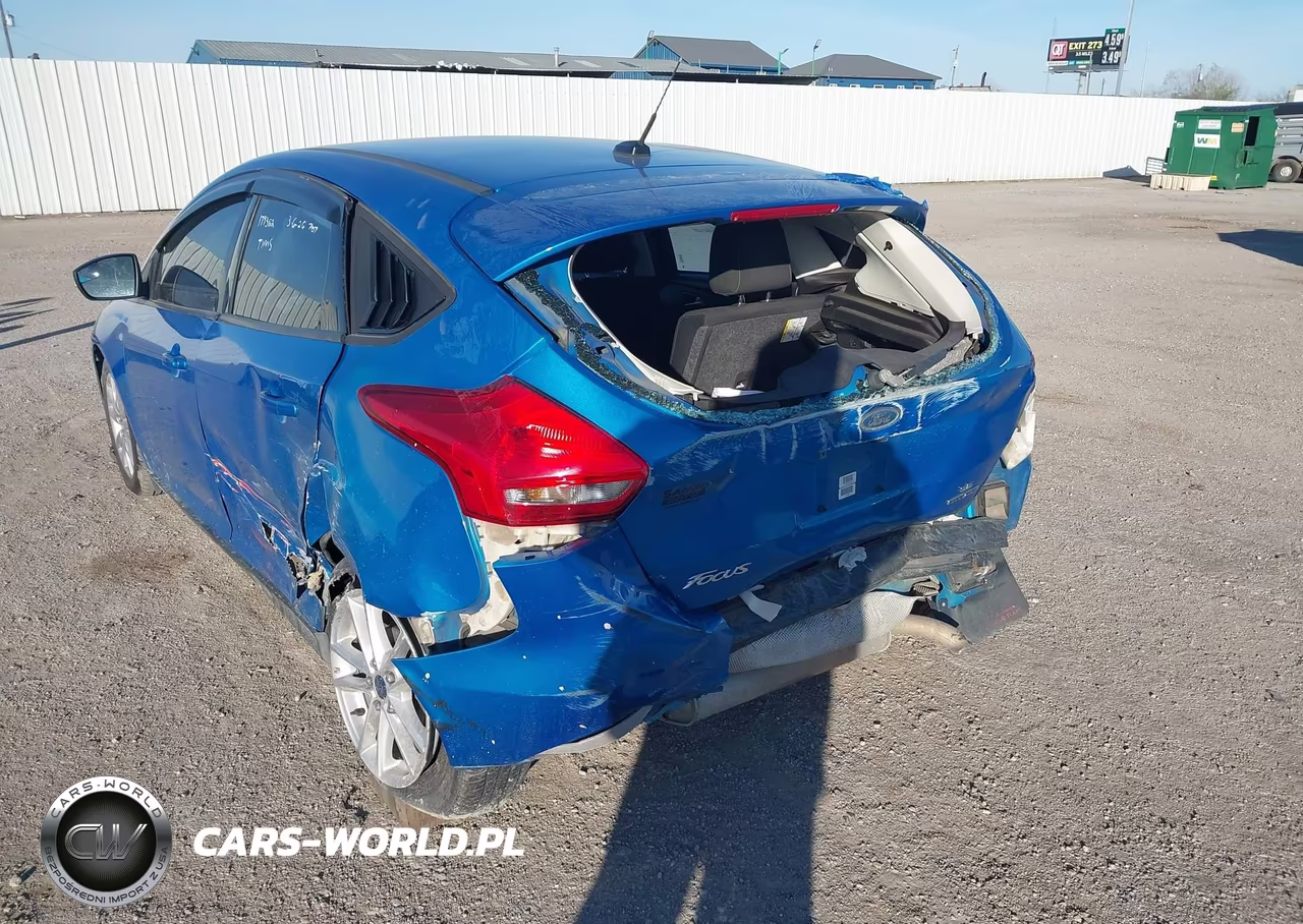 2015 Ford Focus Se VIN:1FADP3K24FL282007 - 6