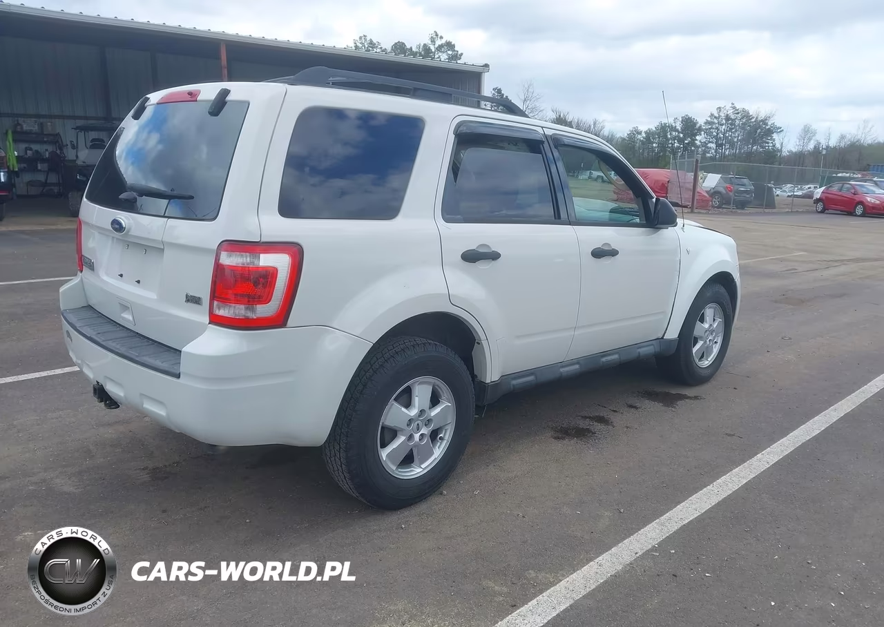 2012 Ford Escape Xlt VIN:1FMCU9DG2CKA99275 - 4