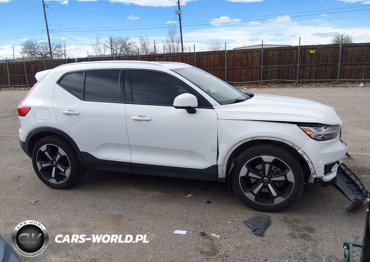 2019 Volvo Xc40 T5 Momentum-T5 R-Design VIN:YV4162XZ2K2013775 - 13