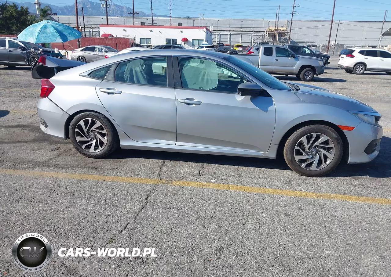 2018 Honda Civic Ex VIN:2HGFC2F75JH504933 - 13