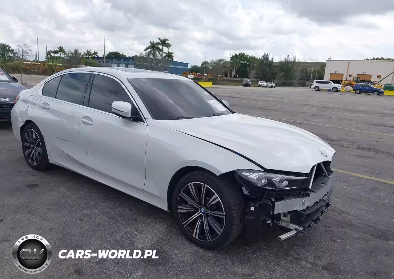 2025 BMW 330I xDrive