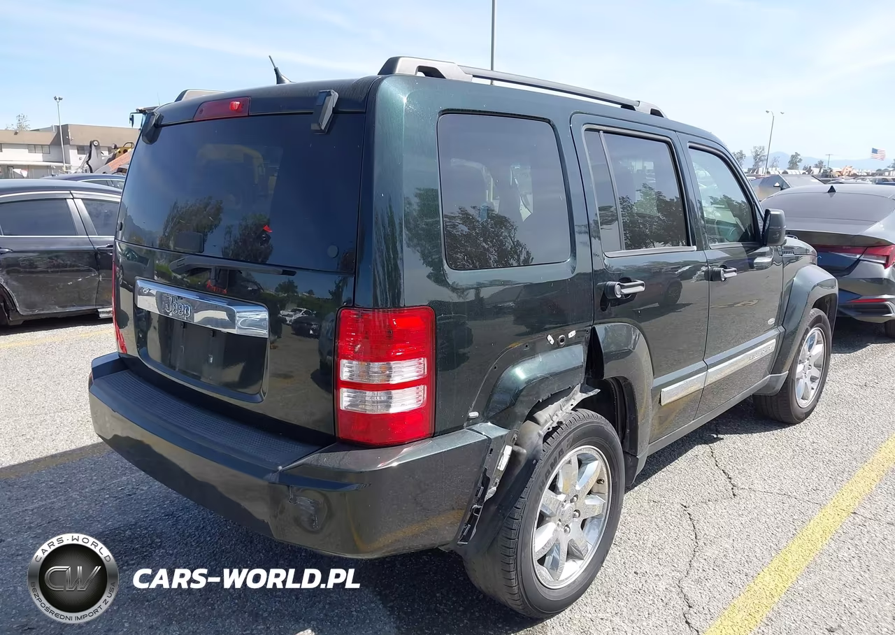 2012 Jeep Liberty Sport VIN:1C4PJLAK2CW207942 - 4