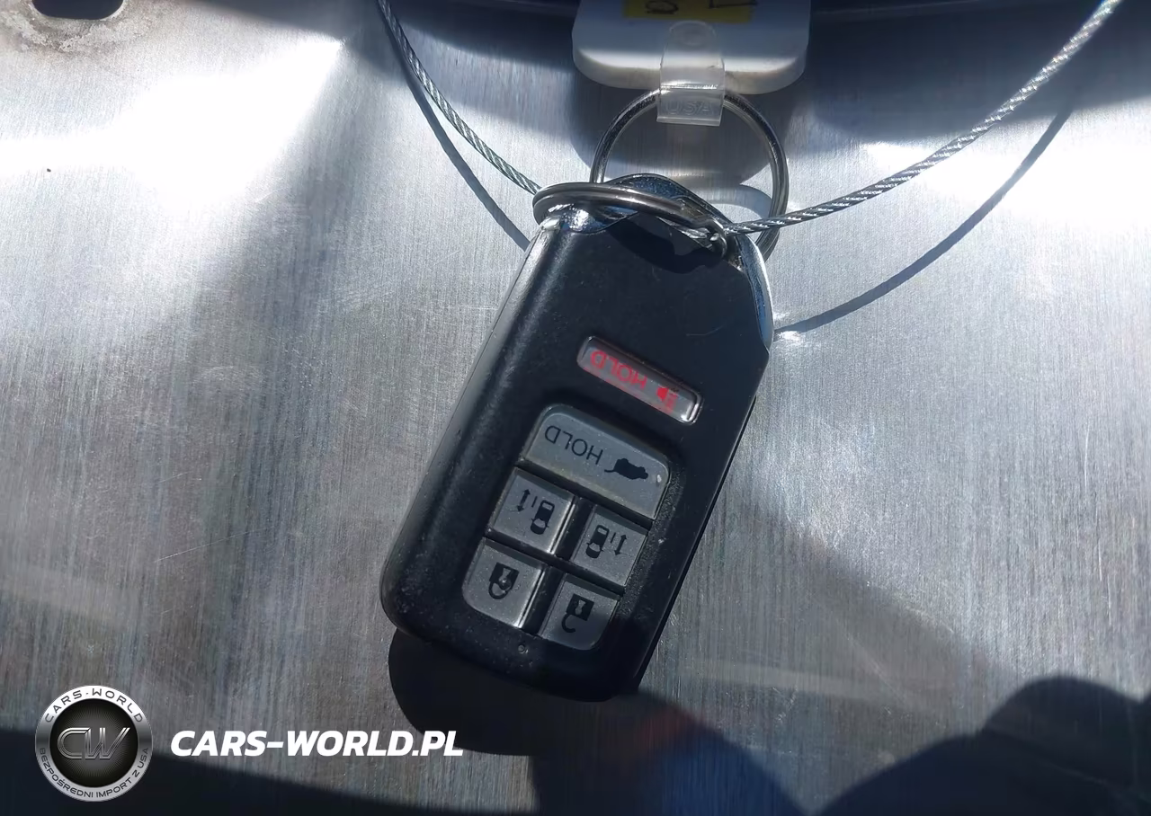2015 Honda Odyssey Touring-Touring Elite VIN:5FNRL5H94FB041062 - 11
