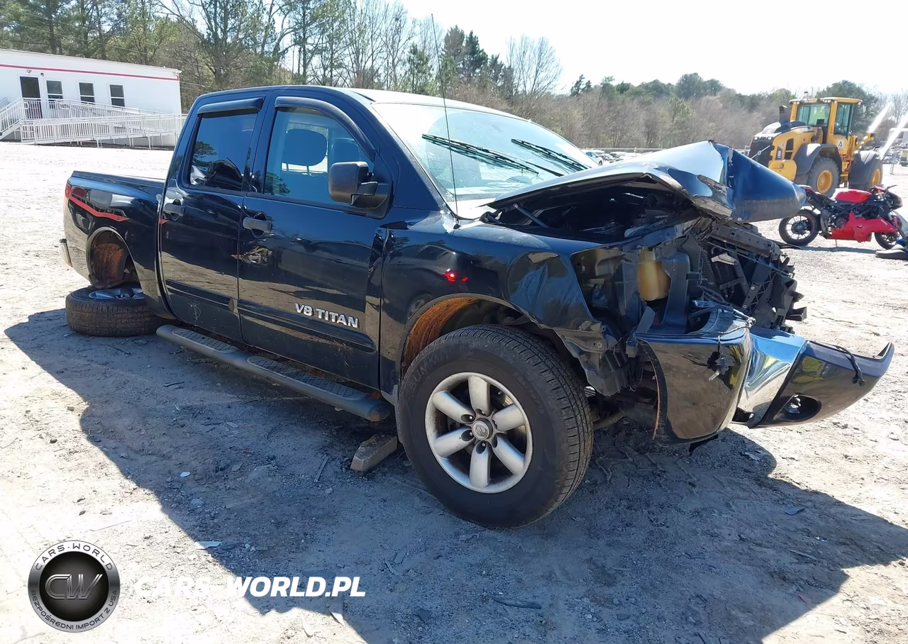 2013 Nissan Titan Sv