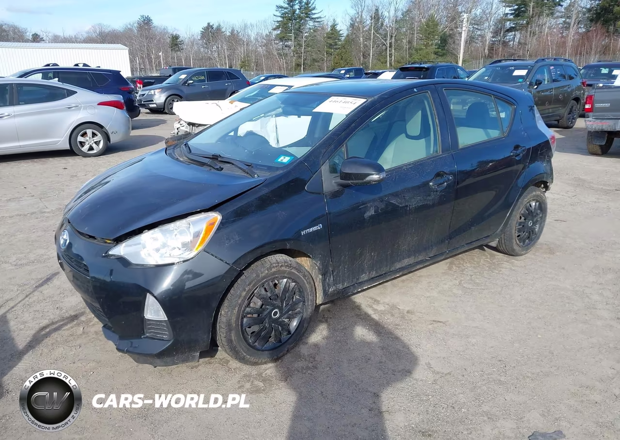2014 Toyota Prius C One VIN:JTDKDTB35E1074120 - 2