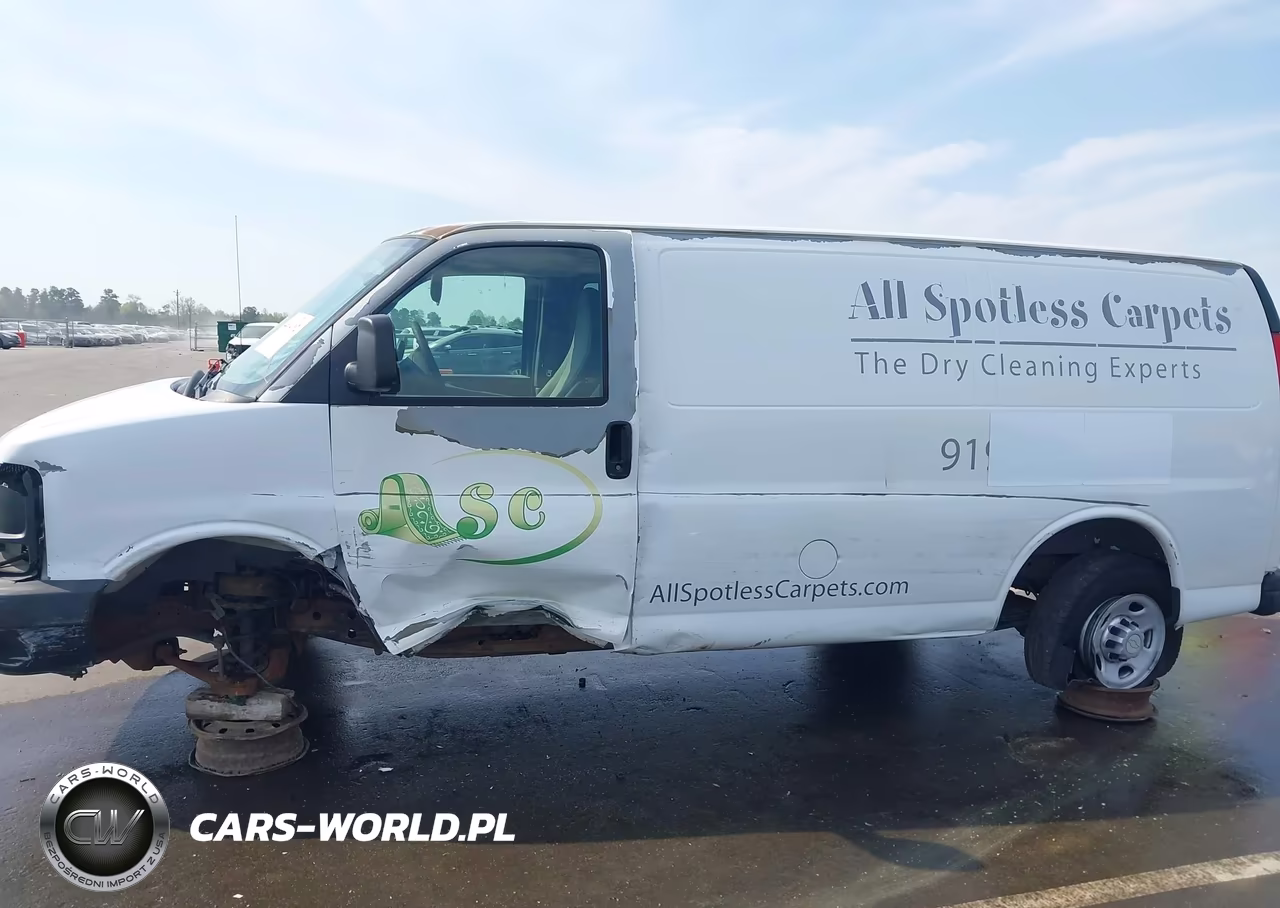 2010 Chevrolet Express 2500 Work Van VIN:1GCZGFDA2A1133346 - 14