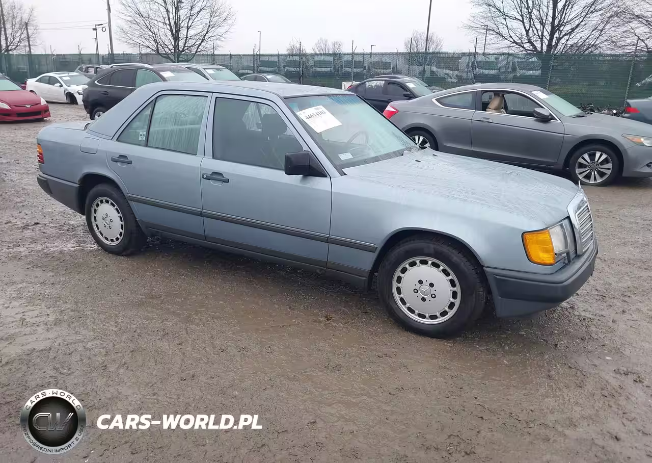 1986 Mercedes-Benz 300 E