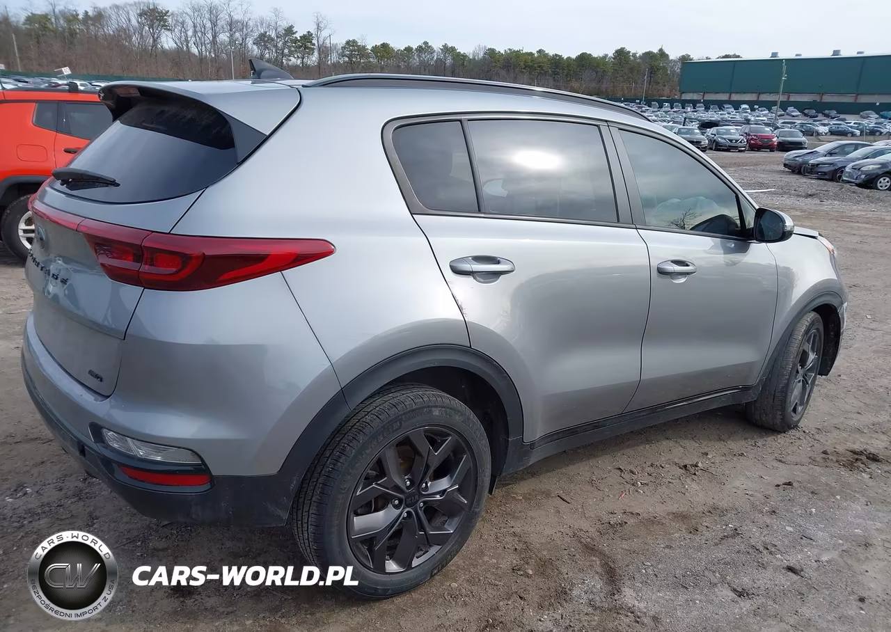 2022 Kia Sportage Nightfall Edition VIN:KNDP6CACXN7988636 - 4