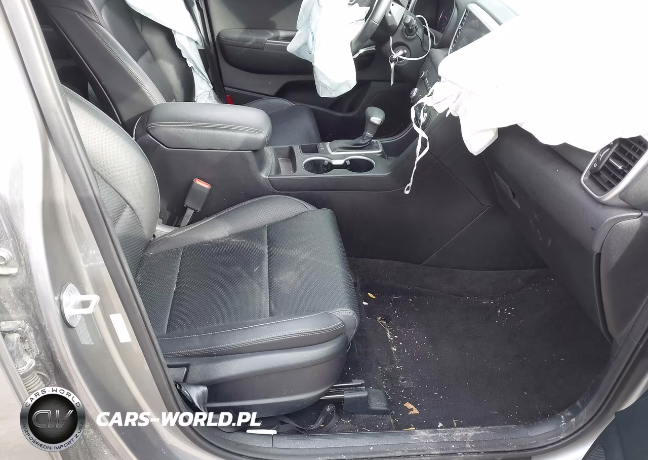 2022 Kia Sportage Nightfall Edition VIN:KNDP6CACXN7988636 - 5