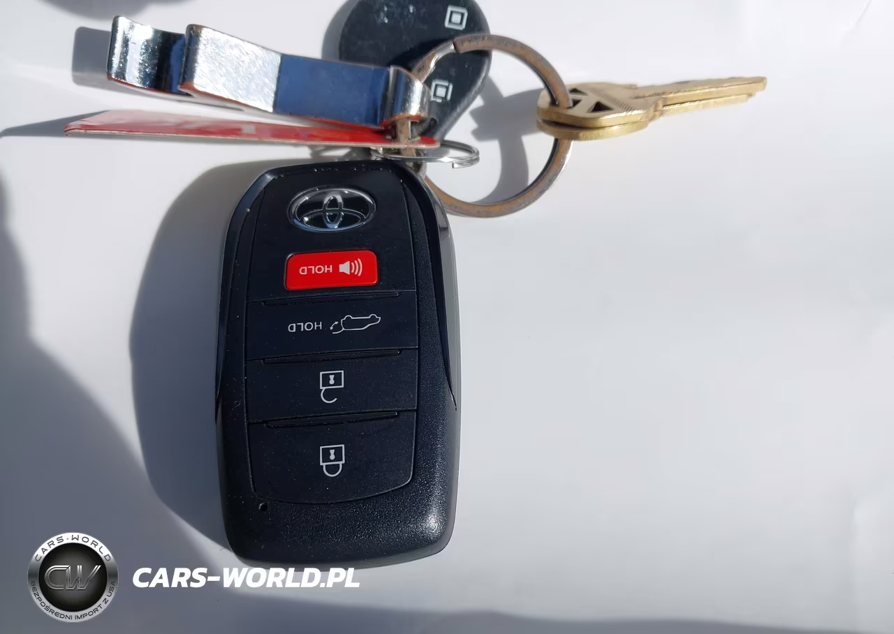 2026 Toyota Bz Xle Plus VIN:JTMBCAEB7TA002259 - 11