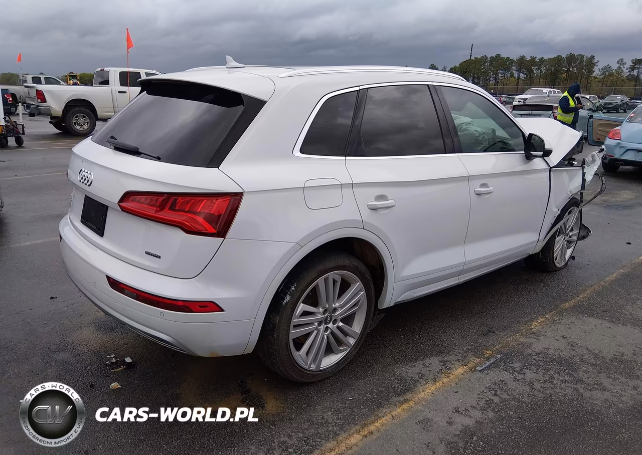 2019 Audi Q5 45 Premium VIN:WA1BNAFY1K2050002 - 4