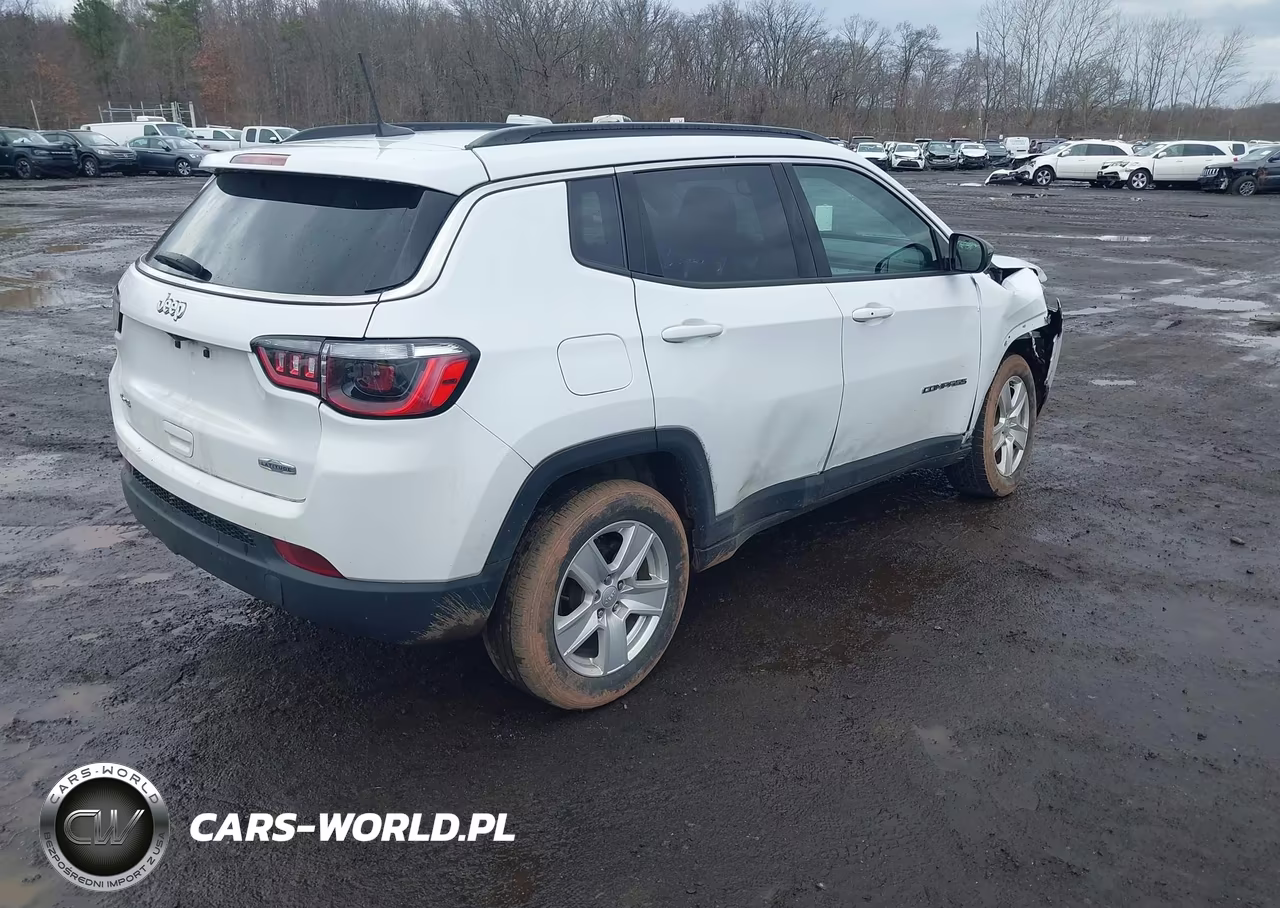 2022 Jeep Compass Latitude 4X4 VIN:3C4NJDBB7NT116525 - 4