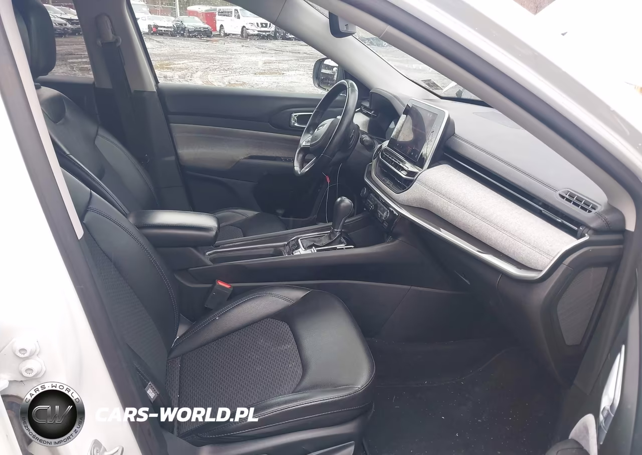 2022 Jeep Compass Latitude 4X4 VIN:3C4NJDBB7NT116525 - 5