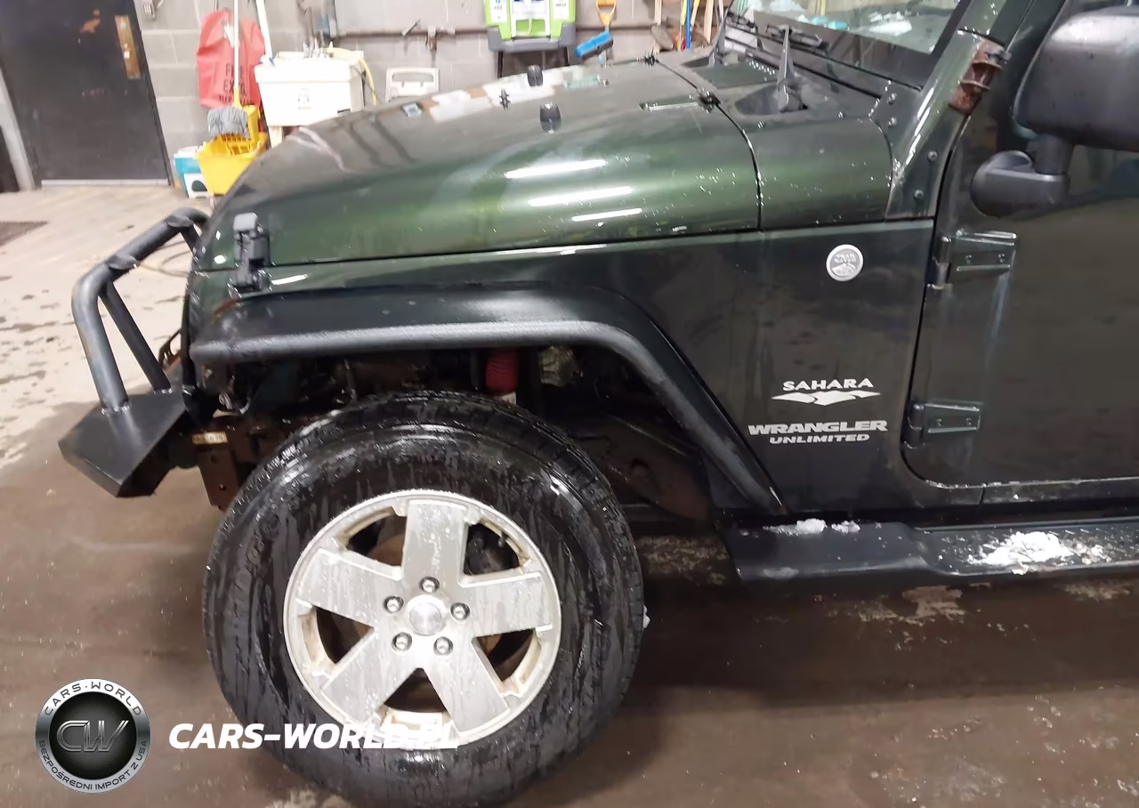 2010 Jeep Wrangler Unlimited Sahara VIN:1J4BA5H15AL225685 - 6