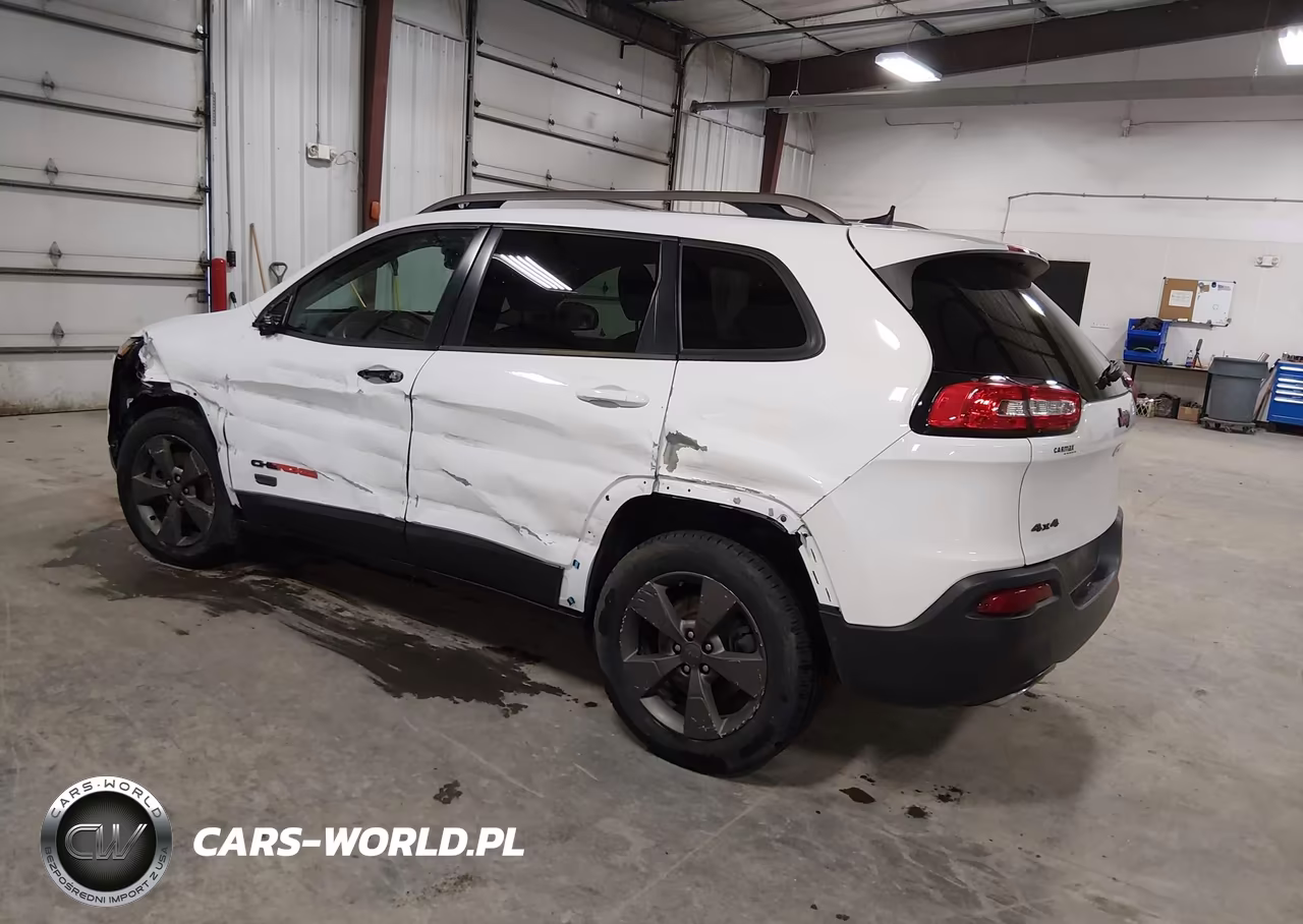2016 Jeep Cherokee 75Th Anniversary VIN:1C4PJMCSXGW253897 - 3
