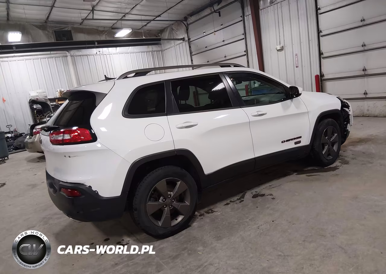 2016 Jeep Cherokee 75Th Anniversary VIN:1C4PJMCSXGW253897 - 4