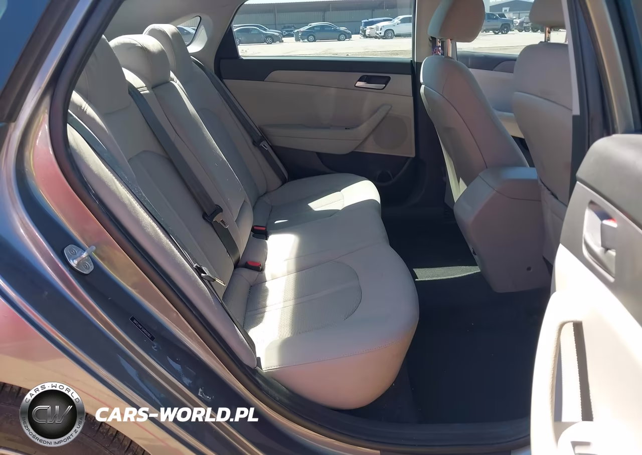 2018 Hyundai Sonata Se VIN:5NPE24AF3JH682063 - 8