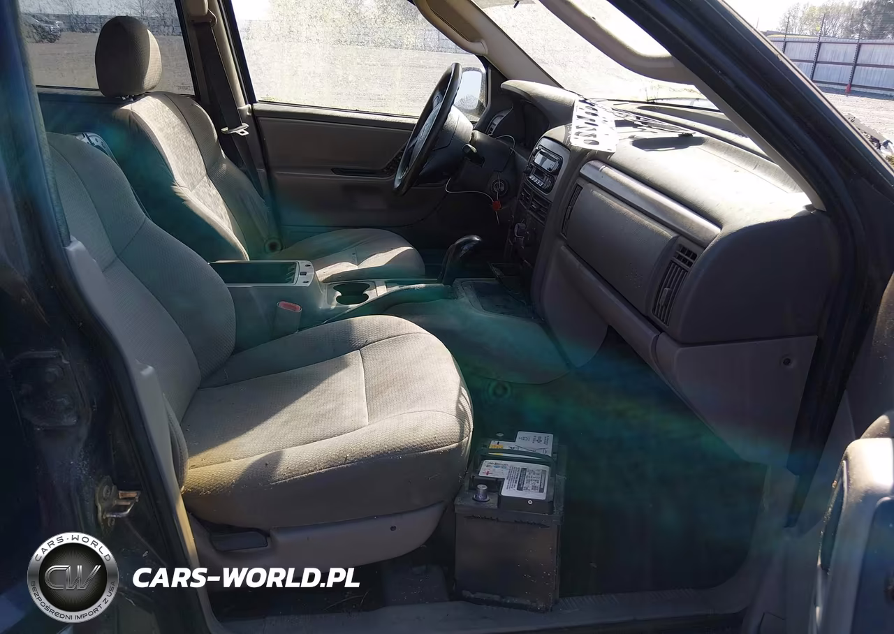 2002 Jeep Grand Cherokee Laredo VIN:1J4GW48S82C175294 - 5