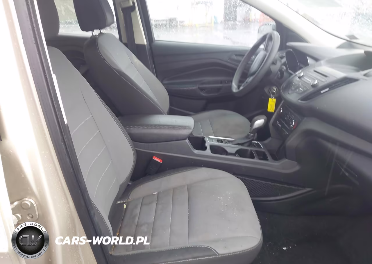 2017 Ford Escape S VIN:1FMCU0F72HUF00442 - 5