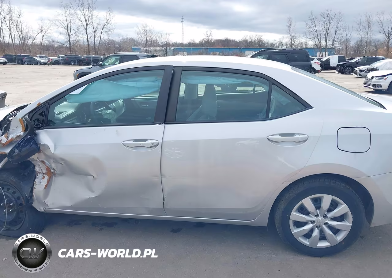 2016 Toyota Corolla Le VIN:2T1BURHE3GC560788 - 14