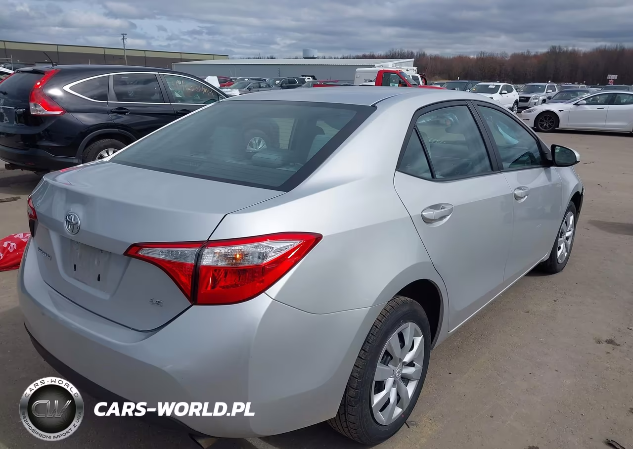 2016 Toyota Corolla Le VIN:2T1BURHE3GC560788 - 4