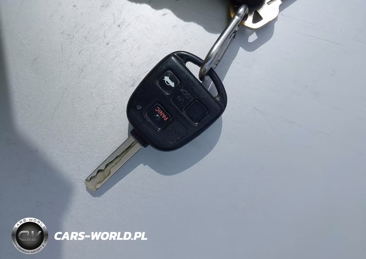 2002 Lexus Es 300 VIN:JTHBF30G820063662 - 11